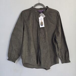 Gloria Vanderbilt Olive Button Down Shirt